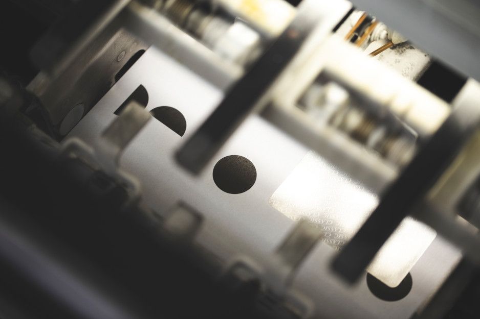 4-Farben Druckmaschine im Viertelbogenformat