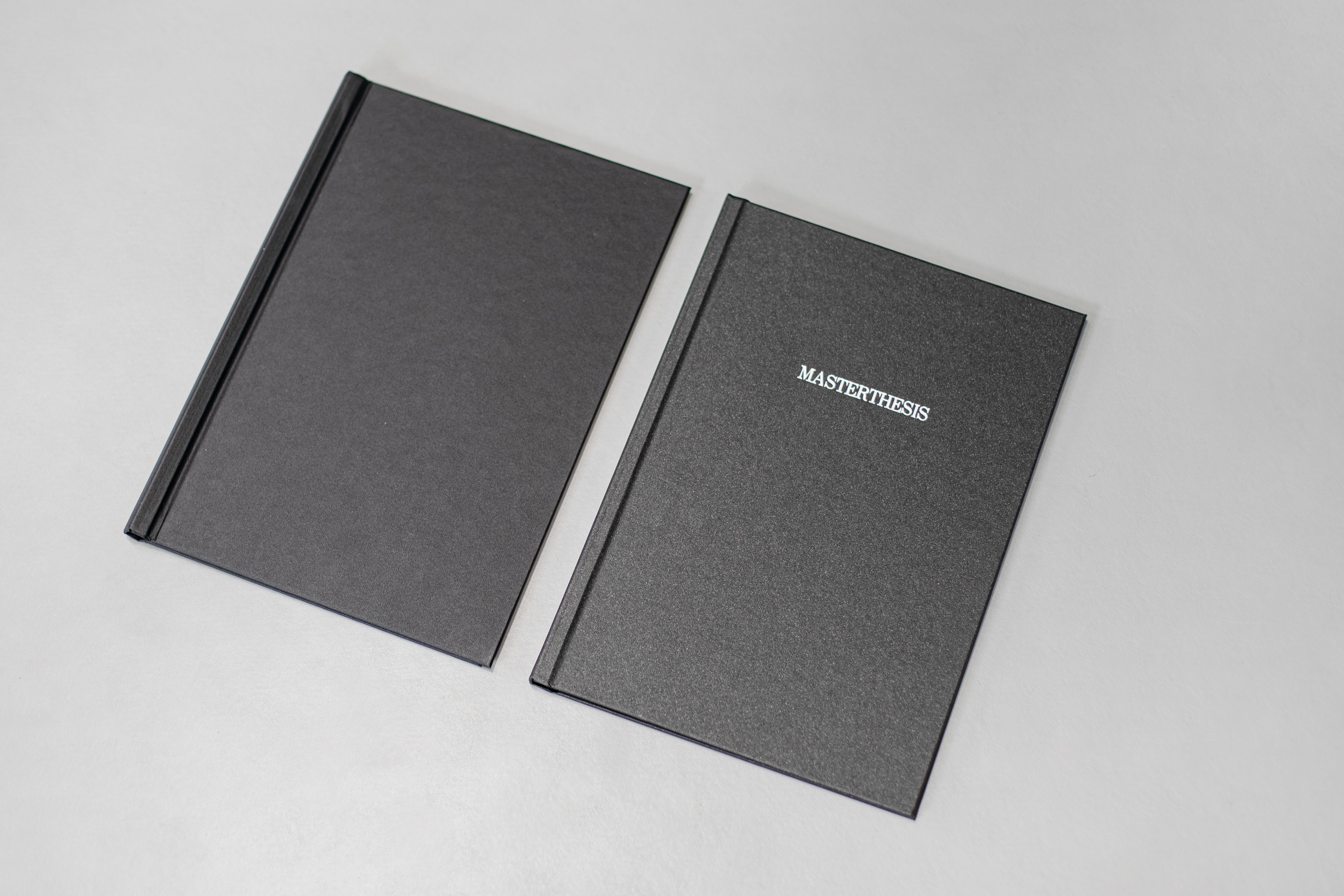 Graphit Hardcovermappe mit silber Prägung