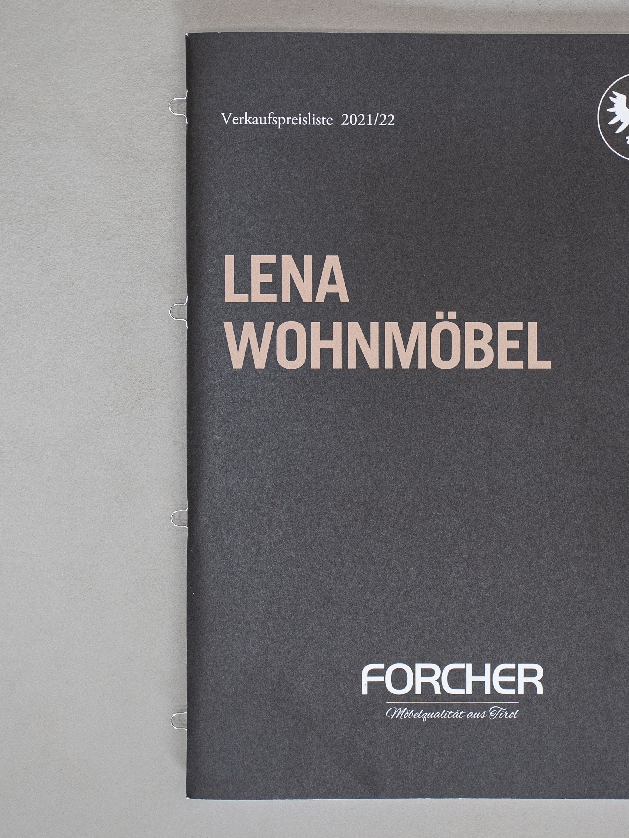 Broschüre mit Rückenheftung mittels vier Ringösen