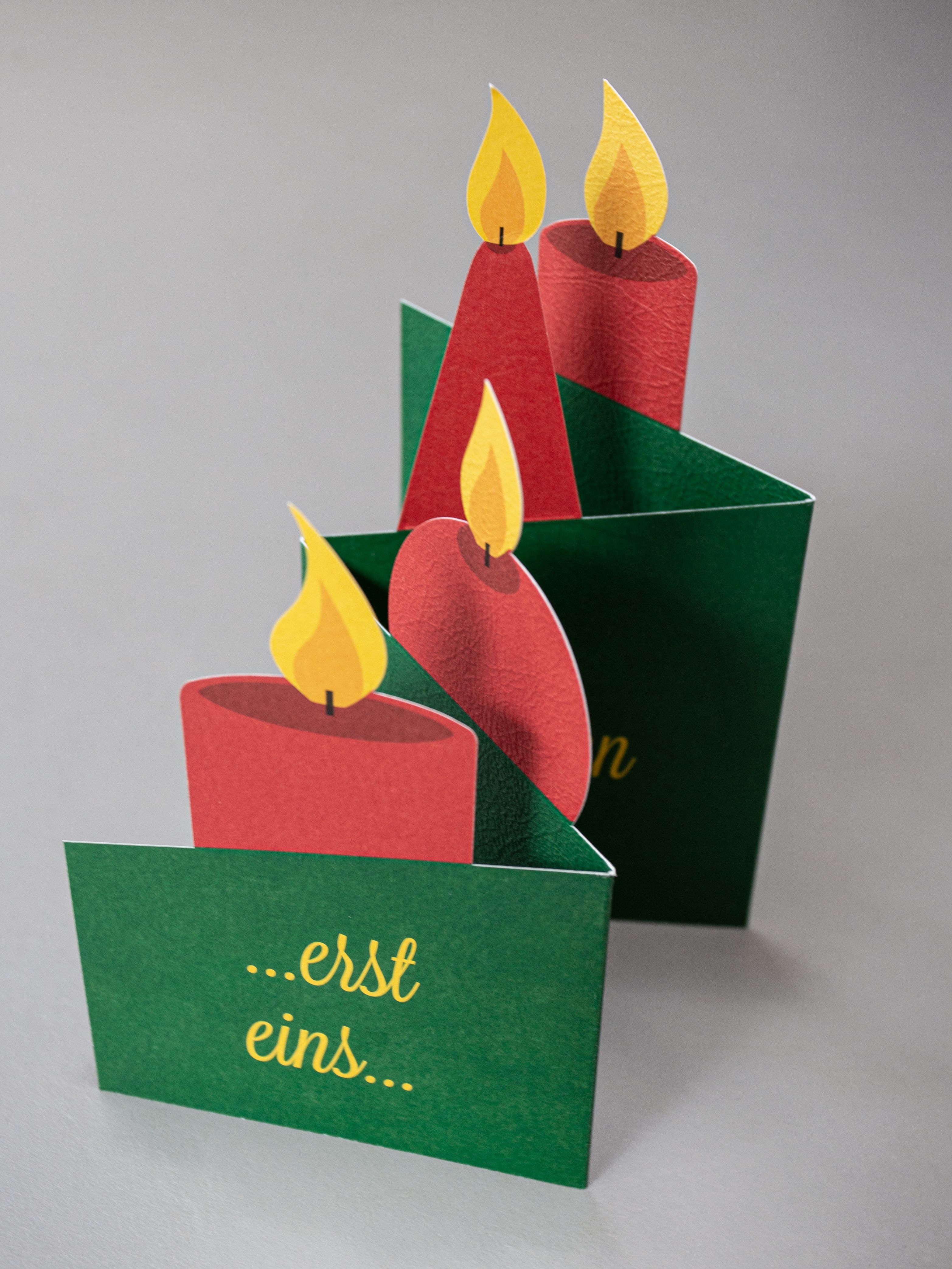 Weihnachtskarte gestanzte Kerzenform